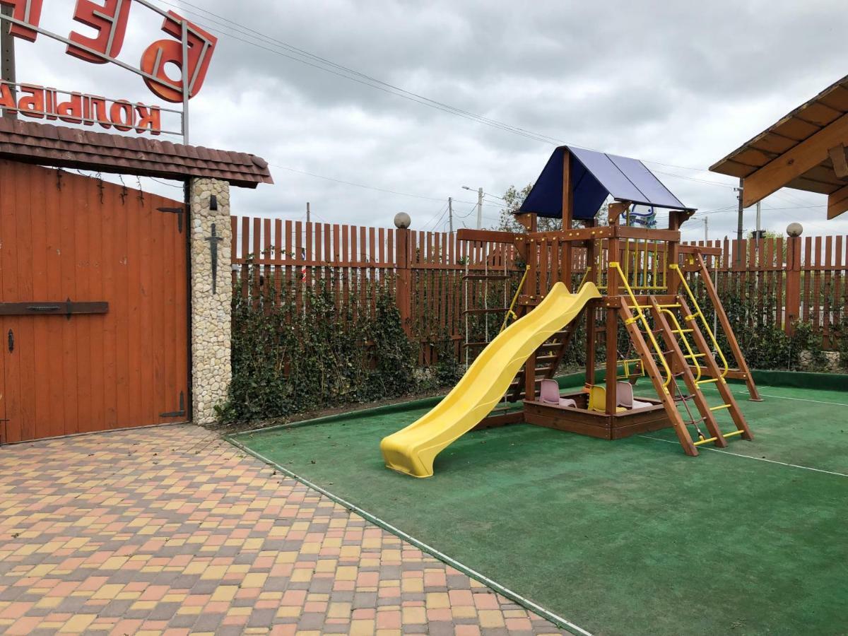 Akvalis Комплекс Для Отдыха Burlach'ya Balka Exterior foto