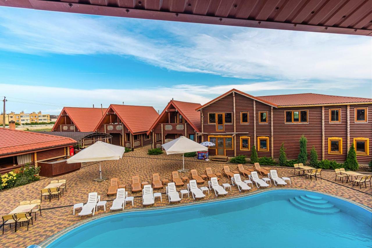 Akvalis Комплекс Для Отдыха Burlach'ya Balka Exterior foto